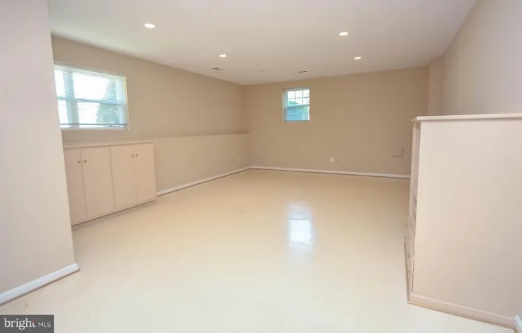 8921 Garden Stone Ln, Fairfax, Virginia 22031