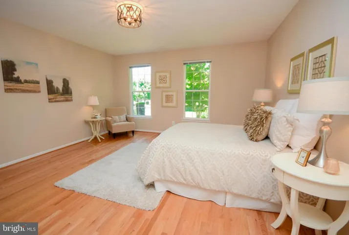 8921 Garden Stone Ln, Fairfax, Virginia 22031