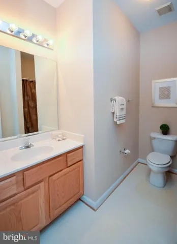8921 Garden Stone Ln, Fairfax, Virginia 22031