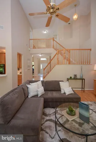 8921 Garden Stone Ln, Fairfax, Virginia 22031