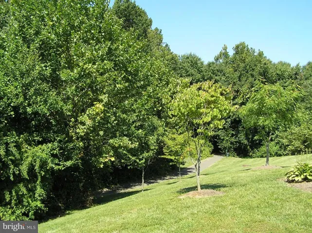 8921 Garden Stone Ln, Fairfax, Virginia 22031