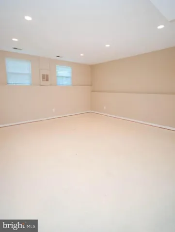 8921 Garden Stone Ln, Fairfax, Virginia 22031