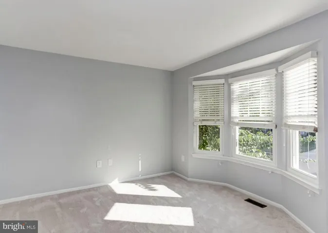 3106 Fennegan Ct, Woodbridge, Virginia 22192