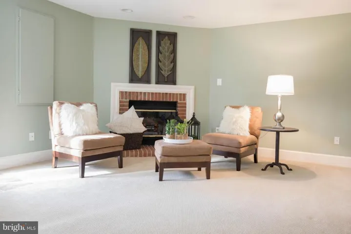 10440 Breckinridge Ln, Fairfax, Virginia 22030