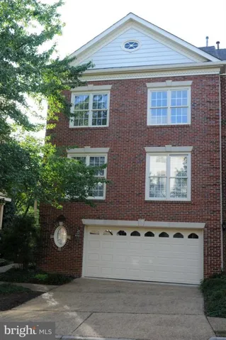 10440 Breckinridge Ln, Fairfax, Virginia 22030