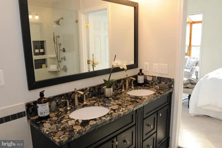 10440 Breckinridge Ln, Fairfax, Virginia 22030