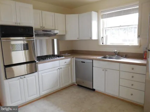 10227 Confederate Ln, Fairfax, Virginia 22030