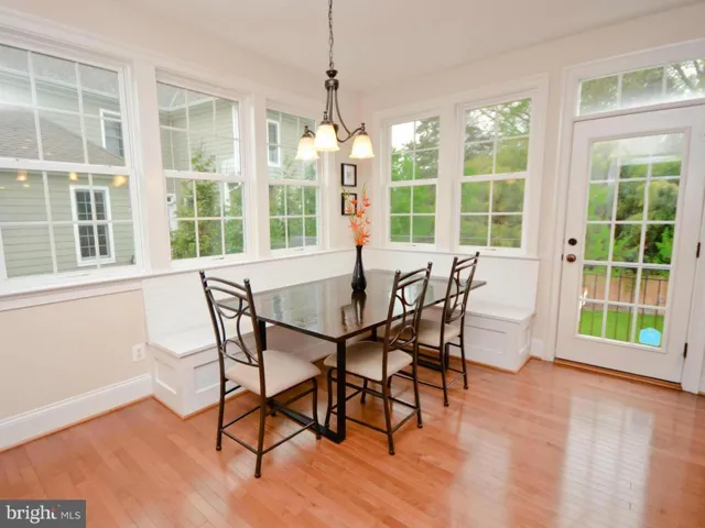 4098 Orchard Dr, Fairfax, Virginia 22032