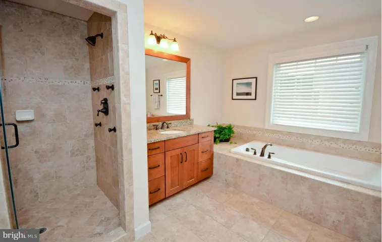 4098 Orchard Dr, Fairfax, Virginia 22032