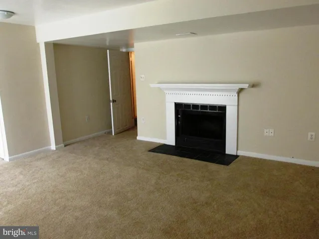 14889 Cherrydale Dr, Woodbridge, Virginia 22193