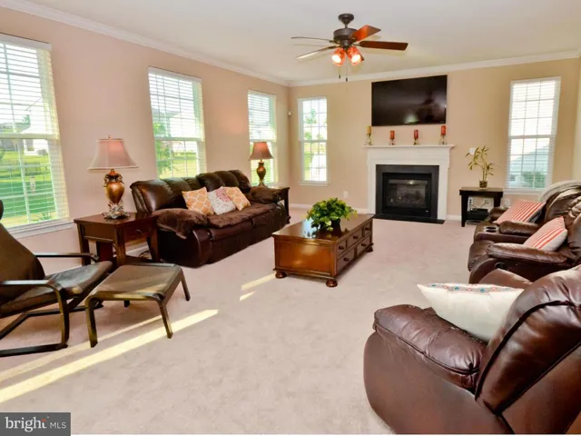 16404 Boatswain Cir, Woodbridge, Virginia 22191