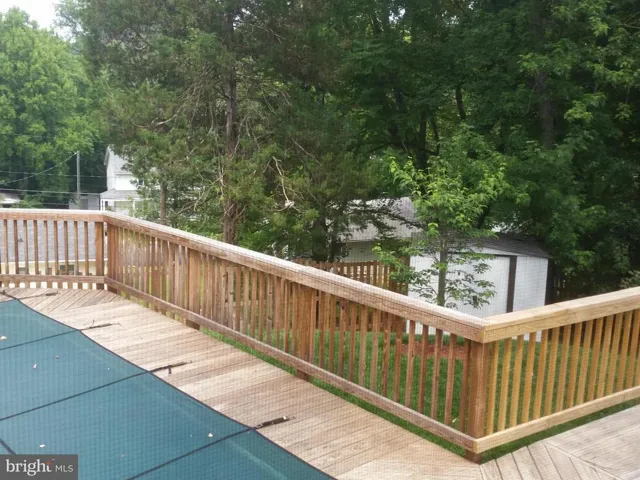 1712 Azalea Ln, Woodbridge, Virginia 22191