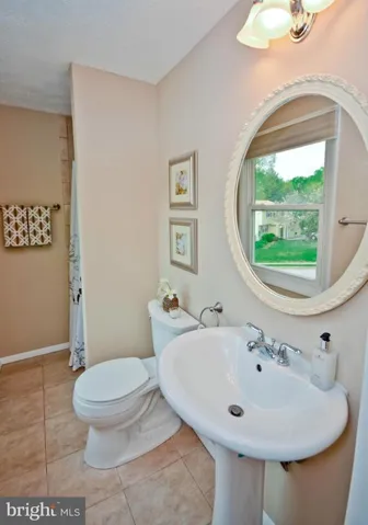 16083 Radburn St, Woodbridge, Virginia 22191