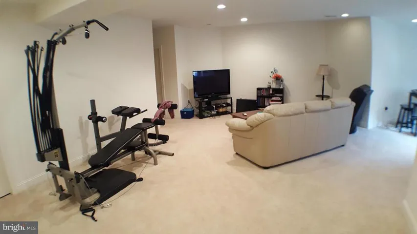 8163 Snead Loop, Gainesville, Virginia 20155