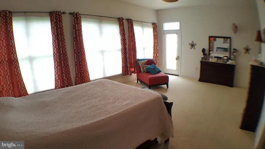 8163 Snead Loop, Gainesville, Virginia 20155