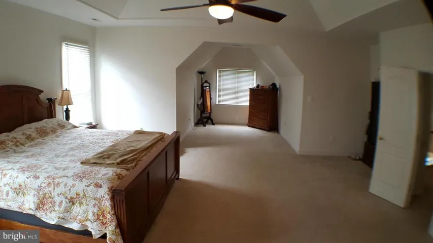 8163 Snead Loop, Gainesville, Virginia 20155