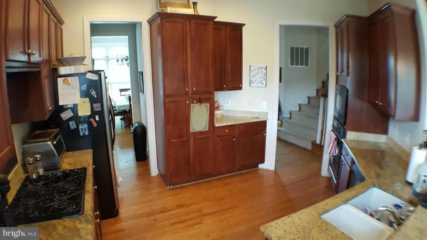 8163 Snead Loop, Gainesville, Virginia 20155