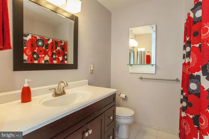 925 Rolfe Pl, Alexandria, Virginia 22314