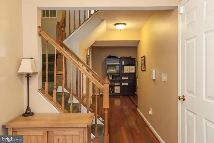 925 Rolfe Pl, Alexandria, Virginia 22314