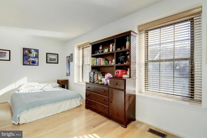 5403 Wycklow Ct, Alexandria, Virginia 22304