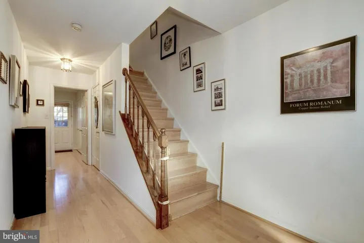 5403 Wycklow Ct, Alexandria, Virginia 22304