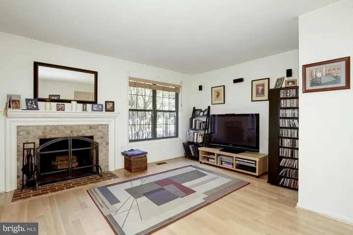 5403 Wycklow Ct, Alexandria, Virginia 22304