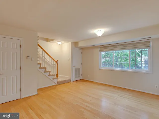 1655 Van Dorn St N #a, Alexandria, Virginia 22304