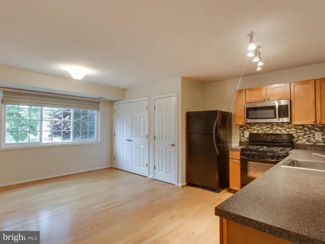 1655 Van Dorn St N #a, Alexandria, Virginia 22304