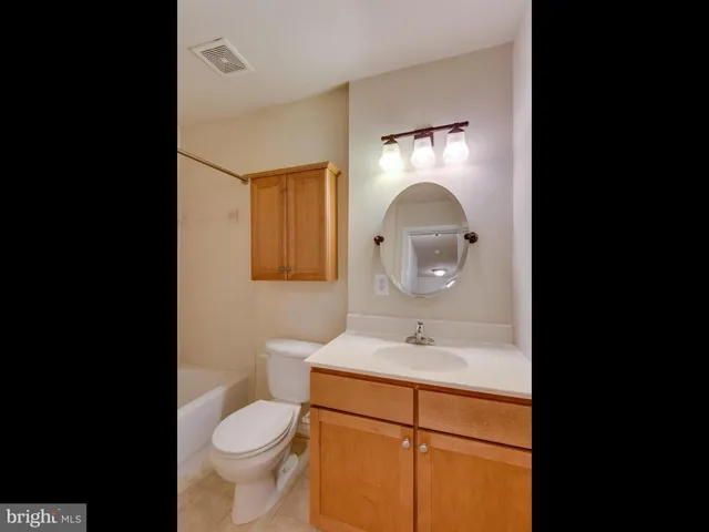 1655 Van Dorn St N #a, Alexandria, Virginia 22304