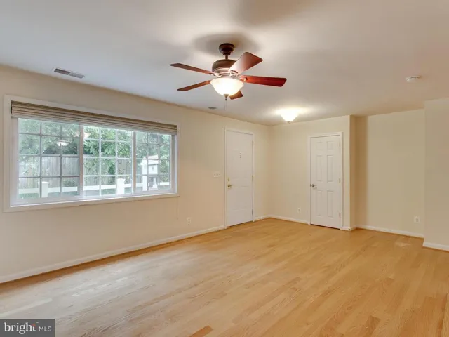 1655 Van Dorn St N #a, Alexandria, Virginia 22304