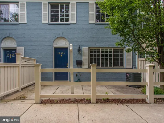 1655 Van Dorn St N #a, Alexandria, Virginia 22304