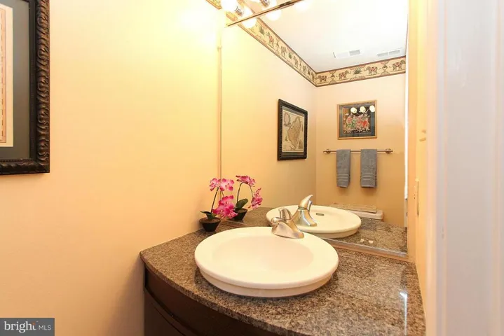 20707 Waterfall Branch Ter, Sterling, Virginia 20165