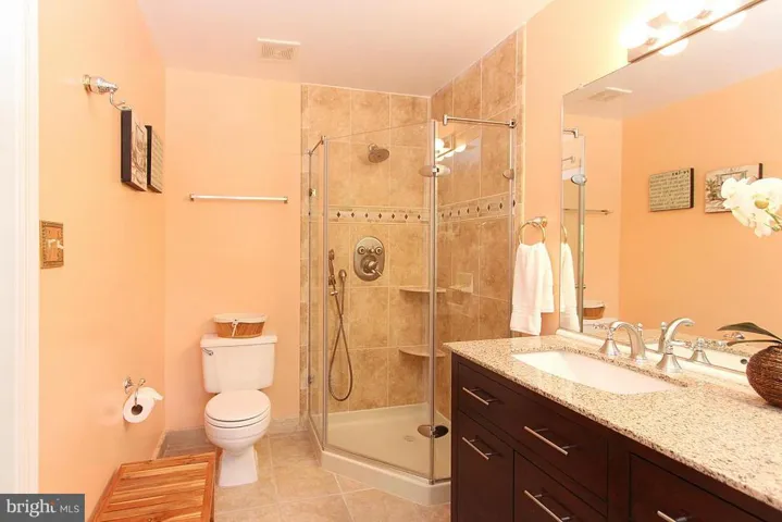 20707 Waterfall Branch Ter, Sterling, Virginia 20165