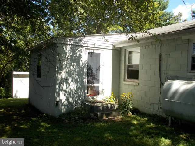 21233 Augusta Dr, Sterling, Virginia 20164