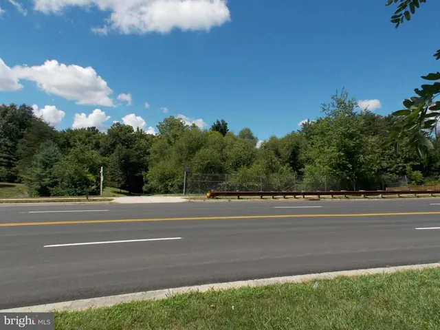 21233 Augusta Dr, Sterling, Virginia 20164