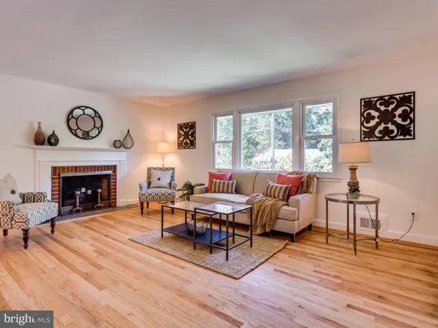 6148 Morgan St N, Alexandria, Virginia 22312