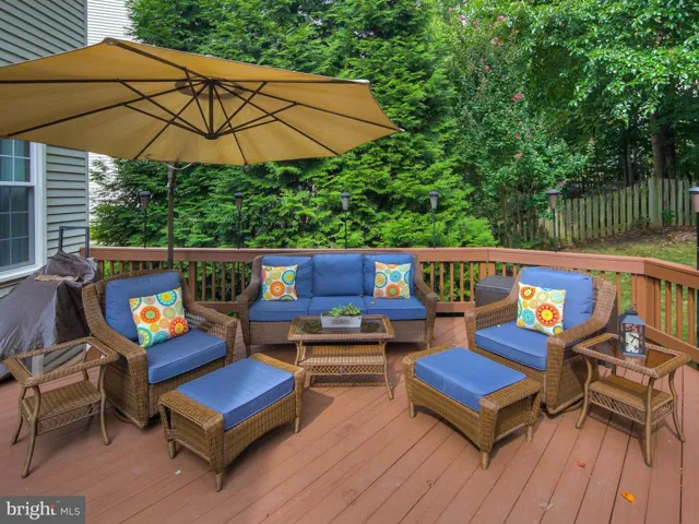 8497 Silverview Ct, Lorton, Virginia 22079