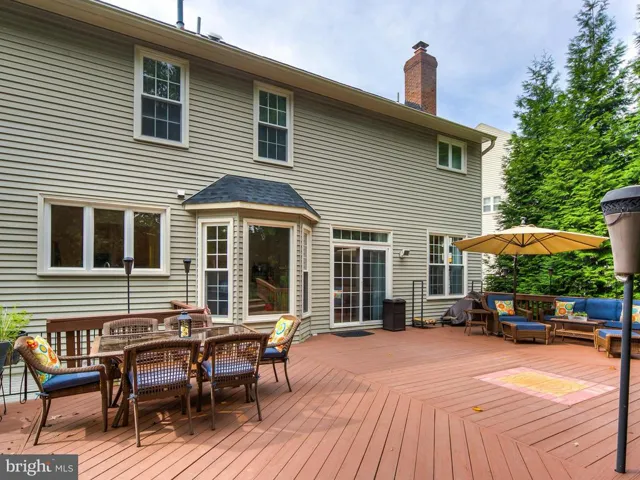 8497 Silverview Ct, Lorton, Virginia 22079