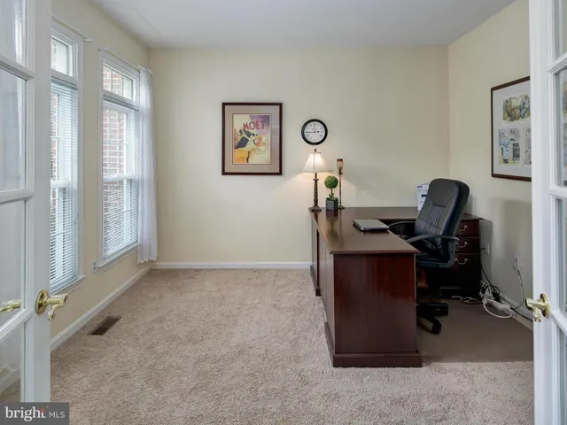 8497 Silverview Ct, Lorton, Virginia 22079