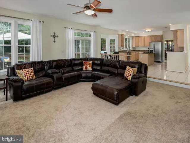 8497 Silverview Ct, Lorton, Virginia 22079