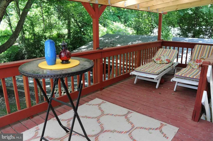 3340 Beechtree Ln, Falls Church, Virginia 22042