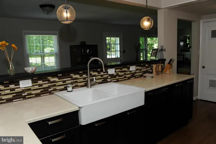 3340 Beechtree Ln, Falls Church, Virginia 22042