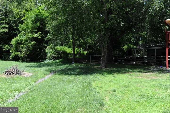 3340 Beechtree Ln, Falls Church, Virginia 22042