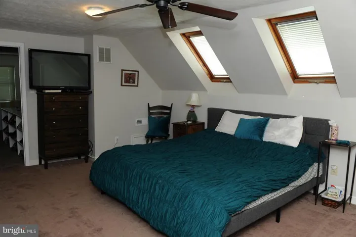 3340 Beechtree Ln, Falls Church, Virginia 22042
