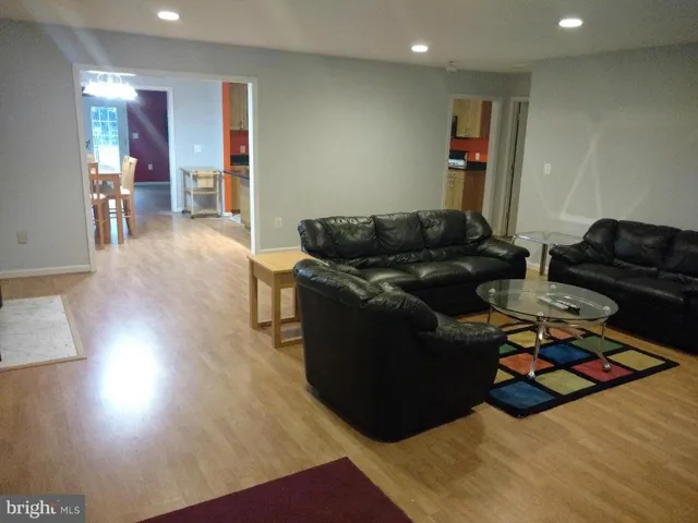 3209 Campbell Dr, Alexandria, Virginia 22303