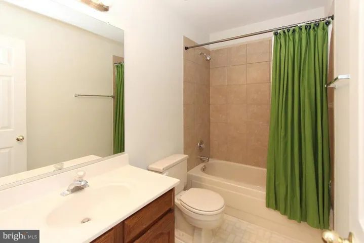 14160 Compton Valley Way, Centreville, Virginia 20121