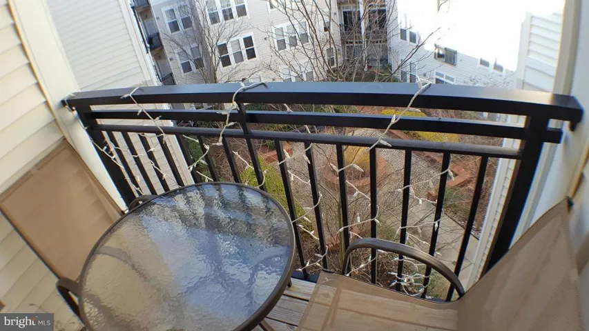 2665 Prosperity Ave #423, Fairfax, Virginia 22031
