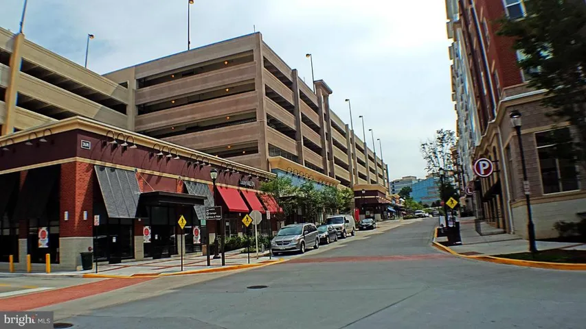 2665 Prosperity Ave #423, Fairfax, Virginia 22031