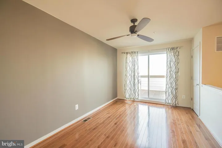 586 Regent Pl Ne, Washington, District of Columbia 20017