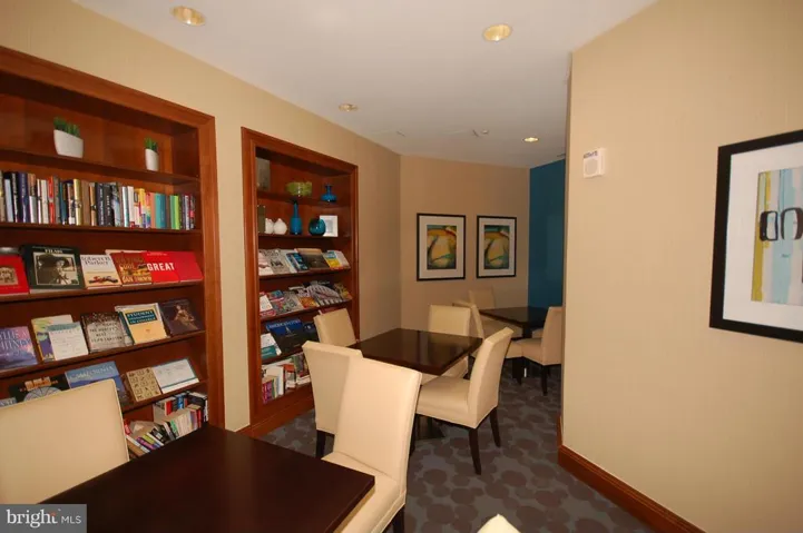 2720 Arlington Dr #308, Arlington, Virginia 22206